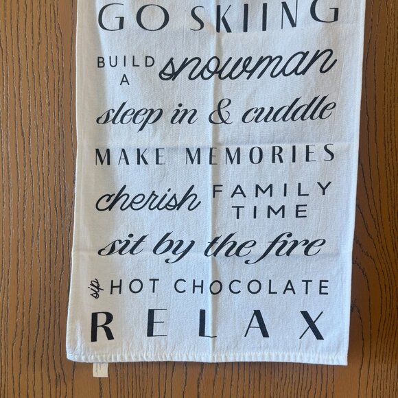 Christmas Towels - Picture 8 of 16